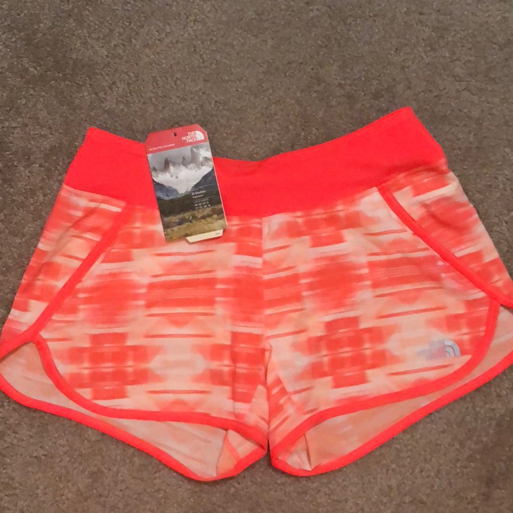 🆕 North Face Flash Dry Shorts